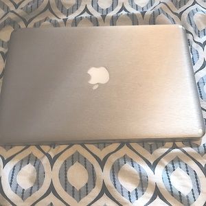 Apple Mac 13 inch long